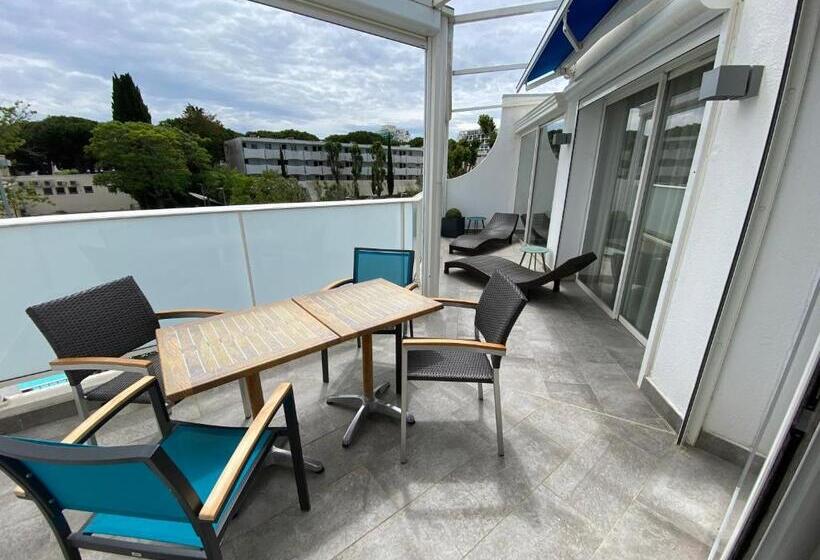 高级套房, Europe