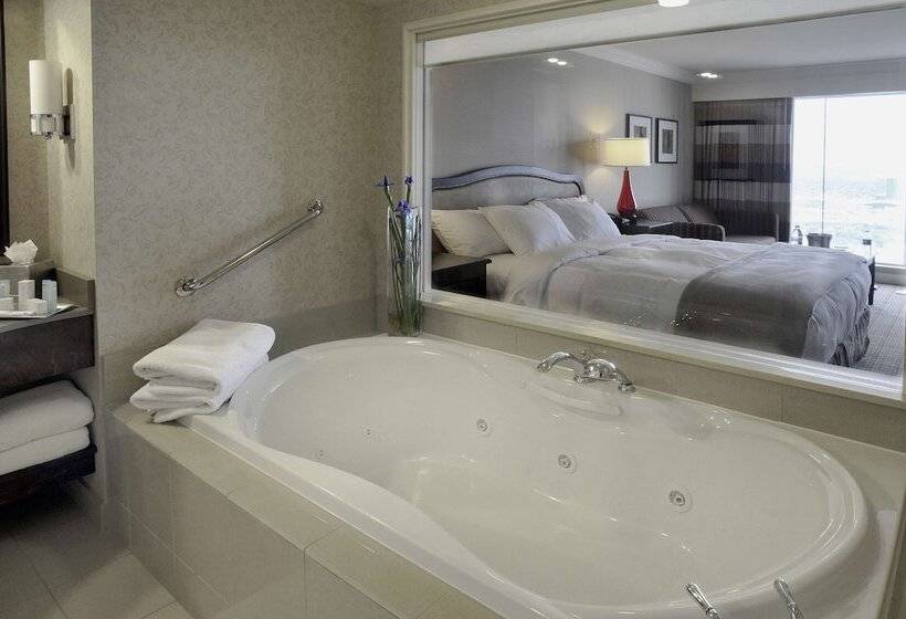 带双人床的标准工作室, Hilton Niagara Falls/fallsview Hotel & Suites