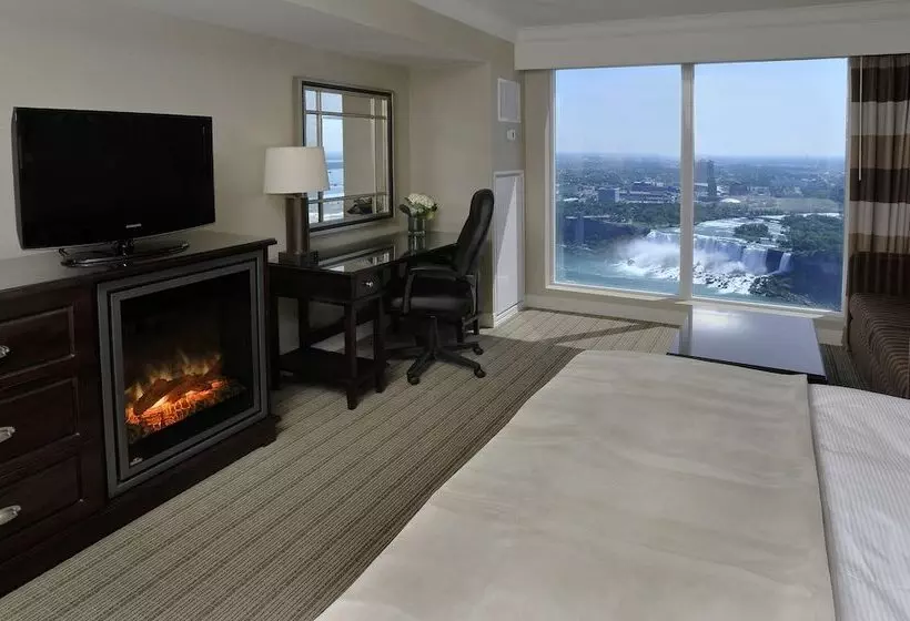 سوئیت دلوکس 2 خوابه, Hilton Niagara Falls/fallsview Hotel & Suites