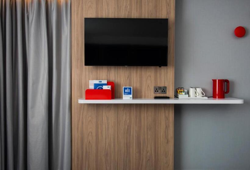 Номер Стандарт, Holiday Inn Express Edinburgh   Leith Waterfront, An Ihg