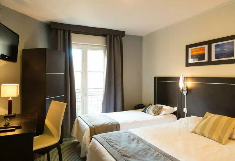 اتاق استاندارد سه نفره, Le Home Saint Louis