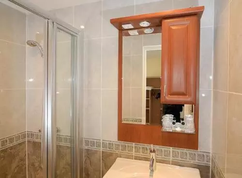 اتاق استاندارد, Le Home Saint Louis