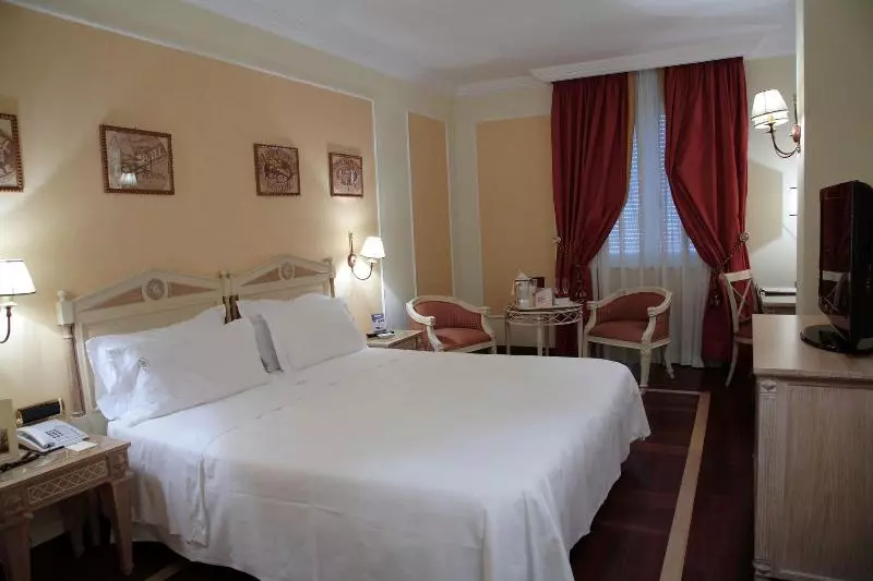 اتاق لوکس, Baymont By Wyndham Fort Myers Central