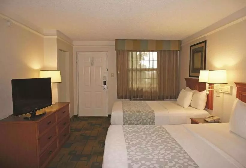 ２ダブルベッドのスタンダードルーム, La Quinta Inn By Wyndham Pensacola