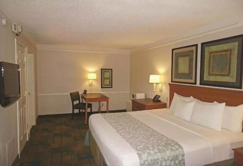 身障者適用キングサイズベッドルーム, La Quinta Inn By Wyndham Pensacola