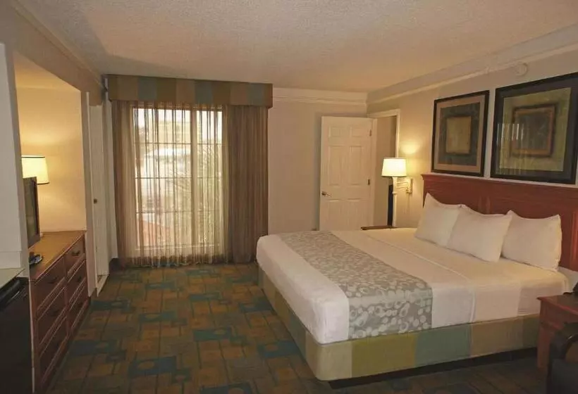 デラックススイート, La Quinta Inn By Wyndham Pensacola