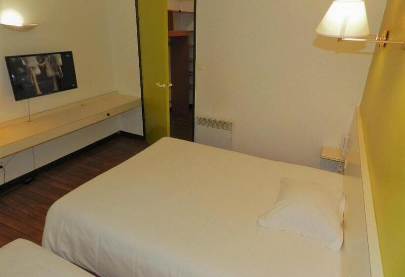 חדר סטנדרט לשלושה, Logis Les Provinciales