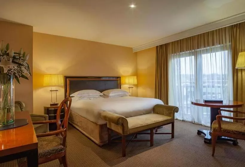 Executive Single Room, Lord Bagenal Inn