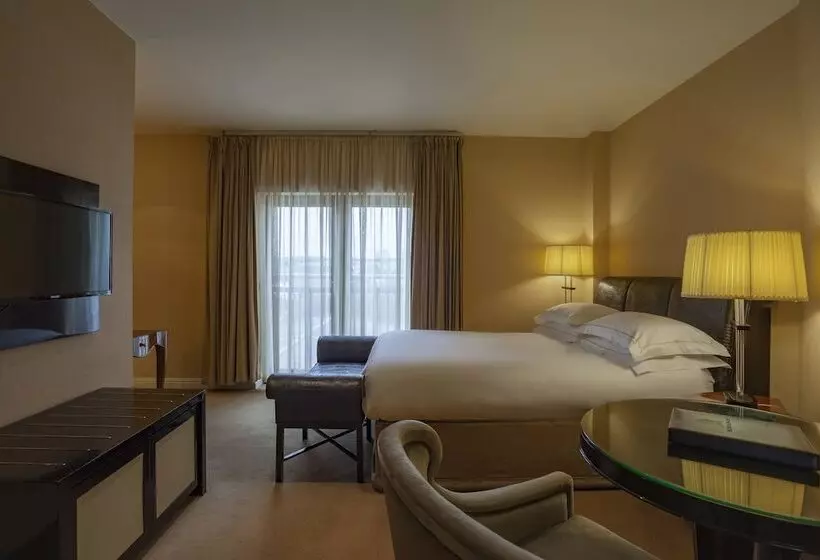 Superior Room, Lord Bagenal Inn