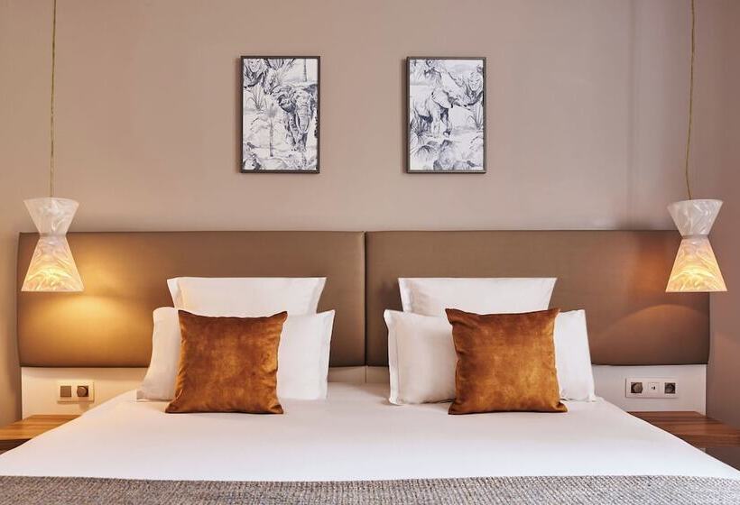 اتاق پرمیوم, Magenta 38 By Happyculture