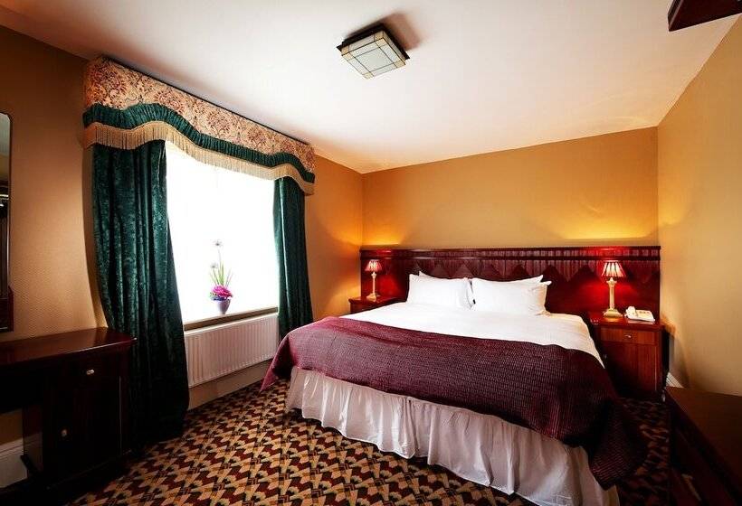 标准间, Riverbank House