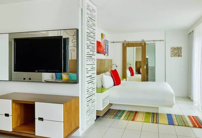 استودیوی استاندارد با تخت دوبل, Royal Palm South Beach Miami, A Tribute Portfolio Resort