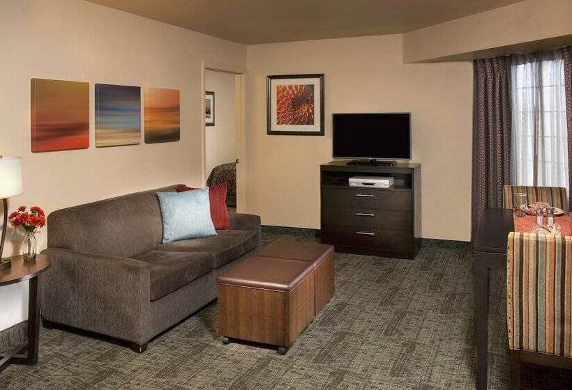 침실 2개 스위트, Staybridge Suites Myrtle Beach Fantasy Harbour, An Ihg