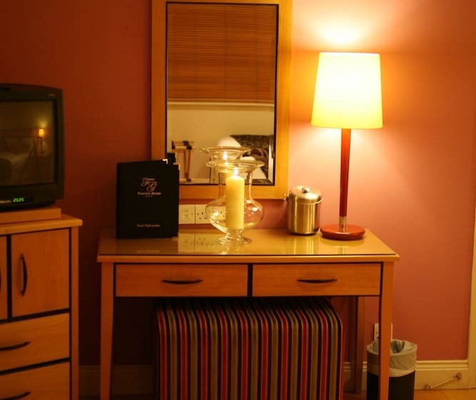 חדר סטנדרט יחיד, The Fairview Boutique