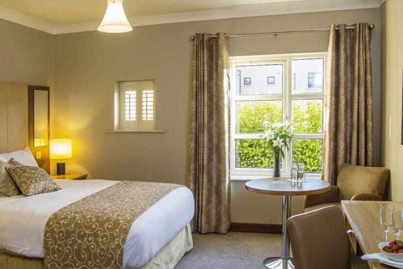 스탠다드 싱글 룸, The Riverside Park