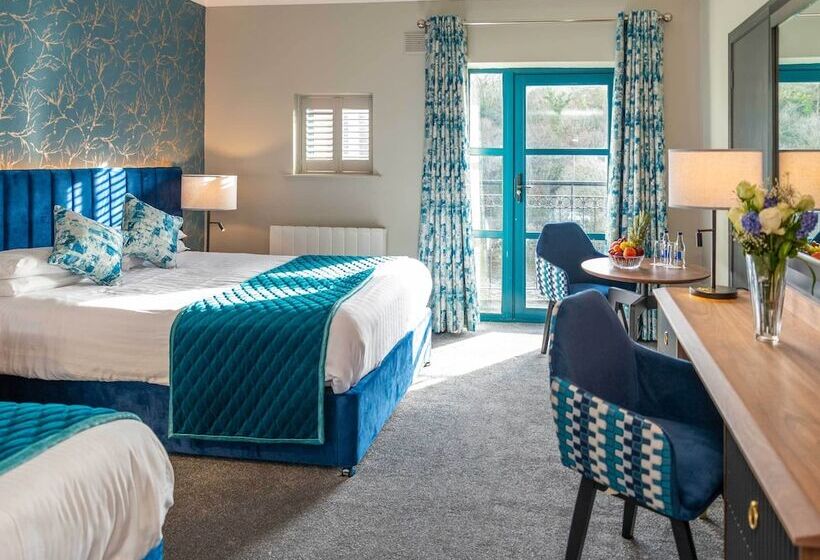 스탠다드 트리플 룸, The Riverside Park