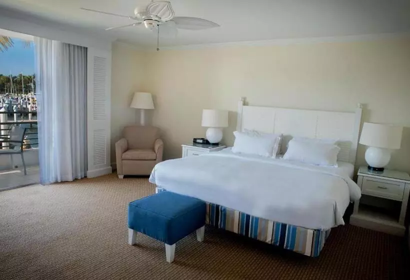 キングサイズベッドのスタンダードルーム, South Seas Resort
