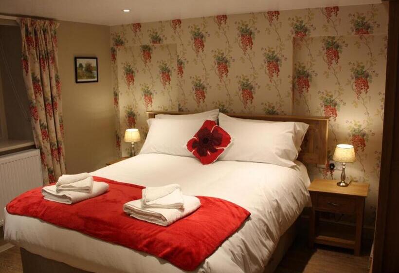 キングサイズベッドのスーペリアルーム, The Lion At West Pennard