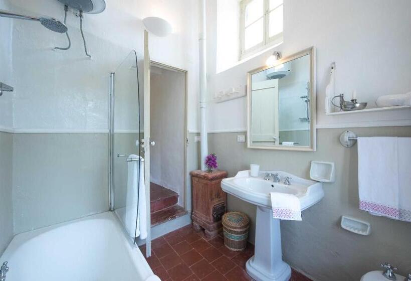 디럭스 스위트, Castello Di Casamassella