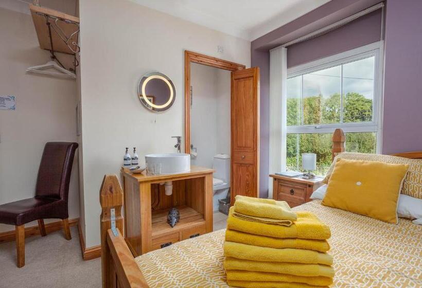 Номер Стандарт, Cross Villa Accommodation