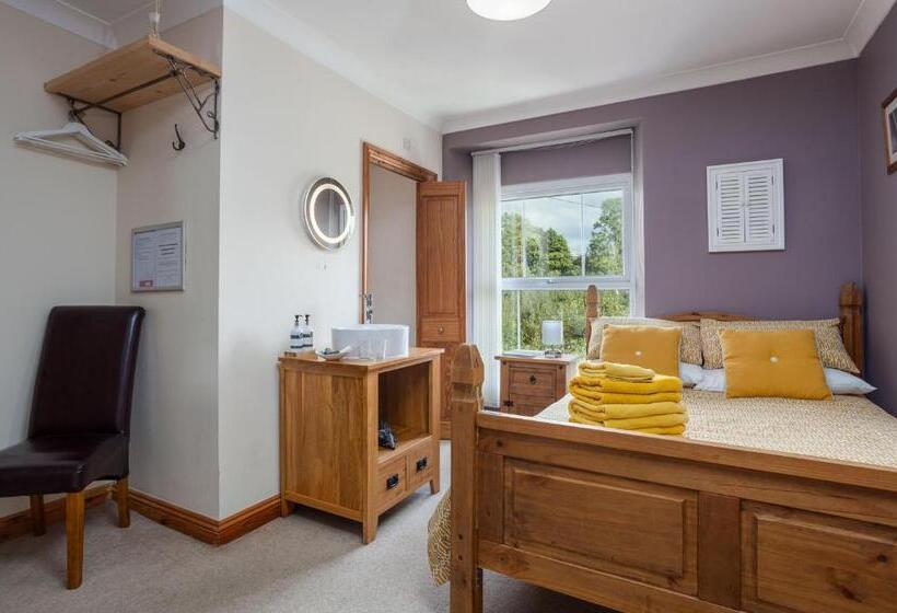 Номер Стандарт, Cross Villa Accommodation