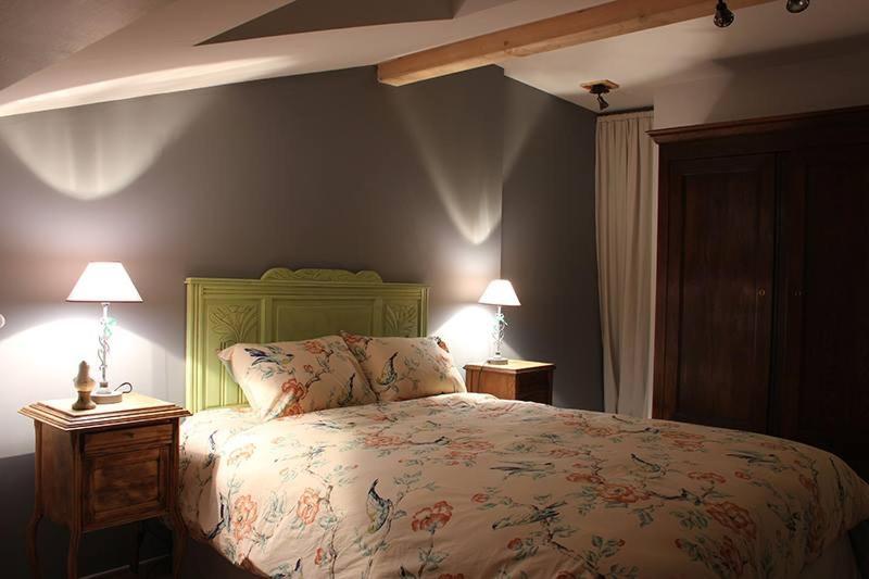 标准三人间, L'art Des Chemins