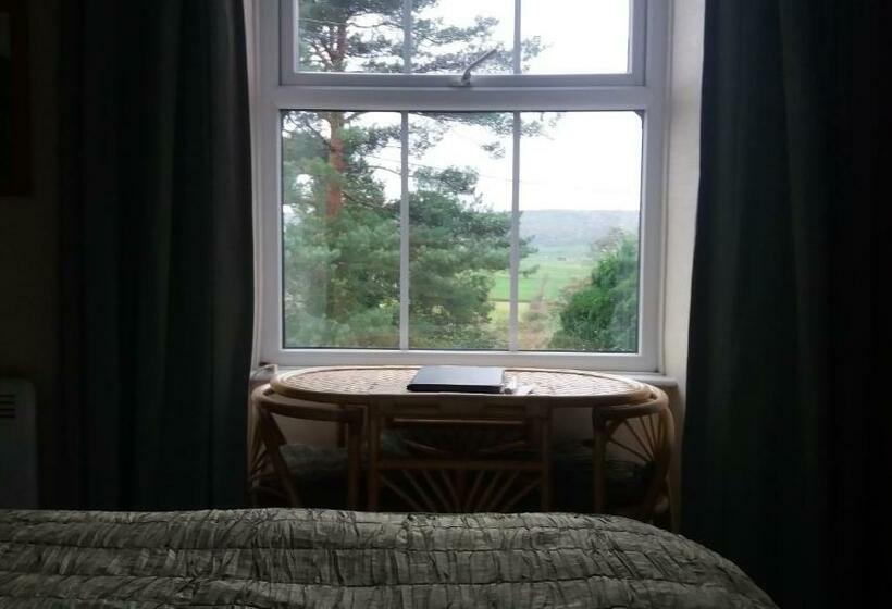 Номер Стандарт Вид на Горы, Plumtree House