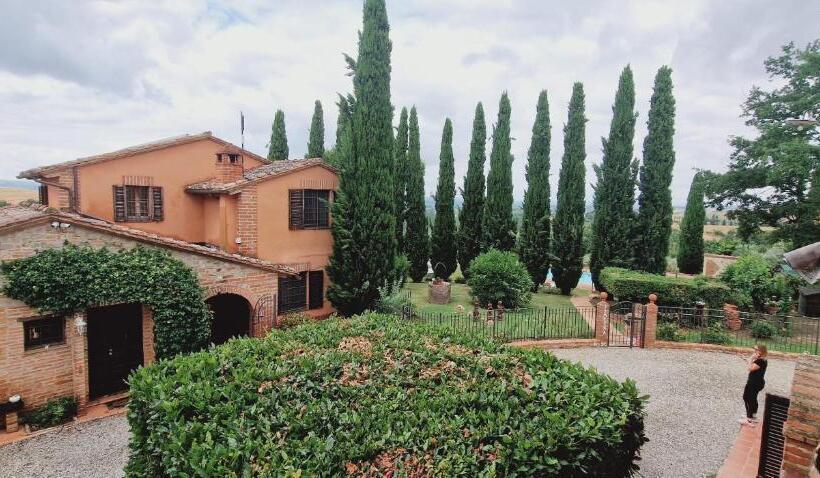 شقة غرفة واحدة, Agriturismo Palazzo Val Del Sasso