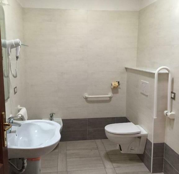 低层单卧公寓, Il Girasole