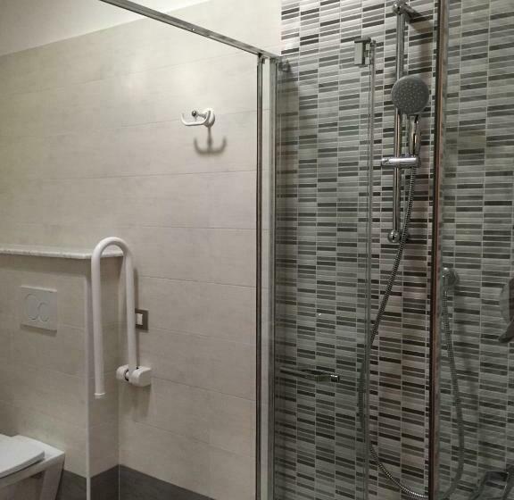 低层单卧公寓, Il Girasole