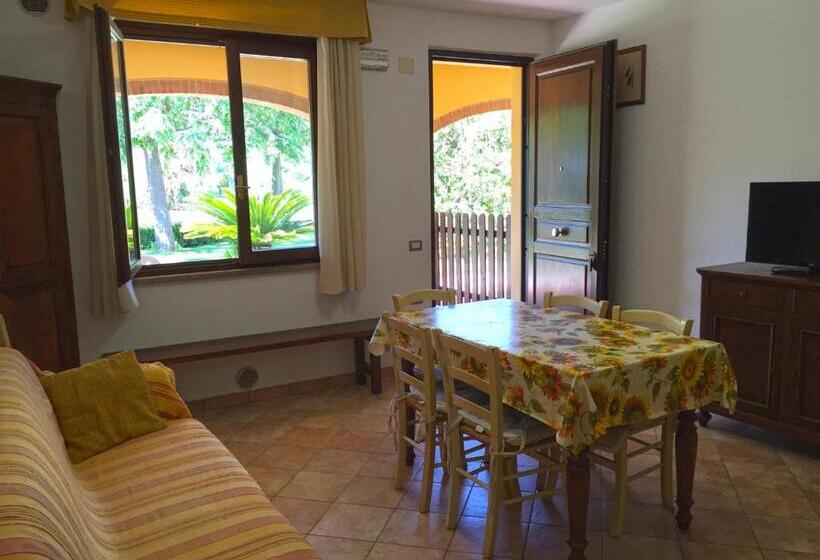 带2个卧室的公寓, Il Girasole