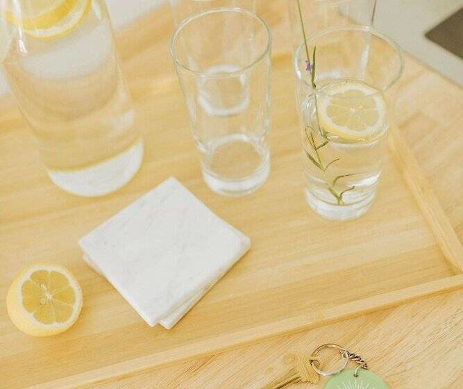 Lakosztály, Naramata Courtyard Suites