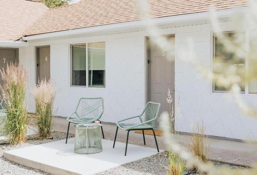 Deluxe Szoba, Naramata Courtyard Suites