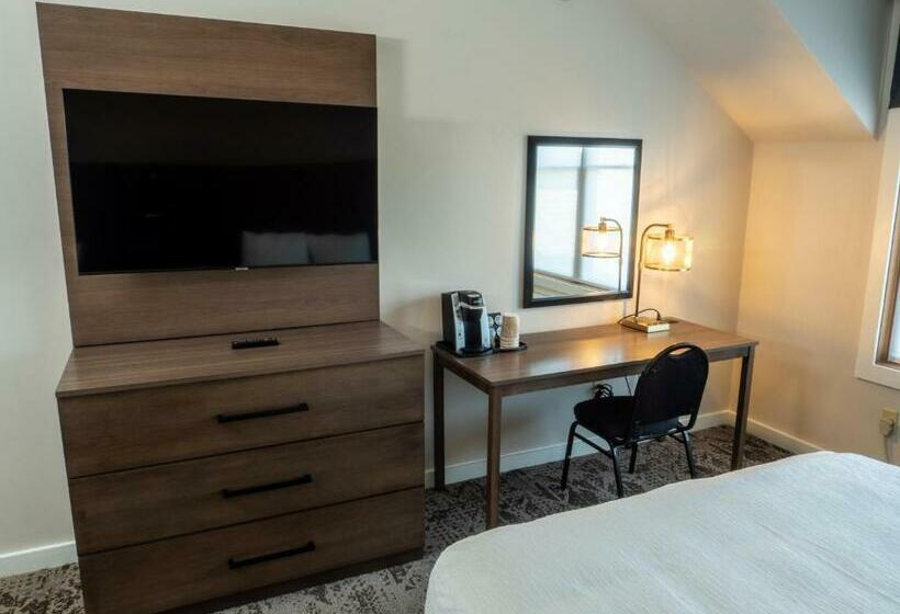 غرفة قياسية, Grand Superior Lodge