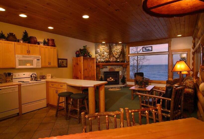 منزل غرفة نوم واحدة, Grand Superior Lodge