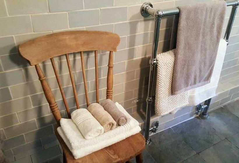 غرفة سوبيريور سرير كينج, Tracebridge Cottage B&b