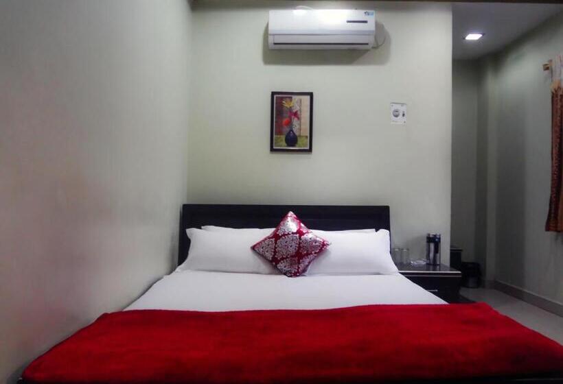 חדר דלוקס, Parvati Palace Sehore