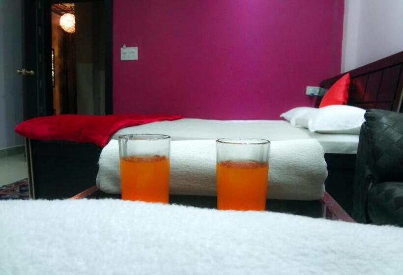 חדר דלוקס, Parvati Palace Sehore