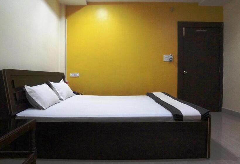 חדר אקונומי, Parvati Palace Sehore