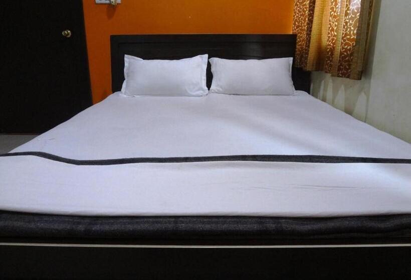 חדר אקונומי, Parvati Palace Sehore