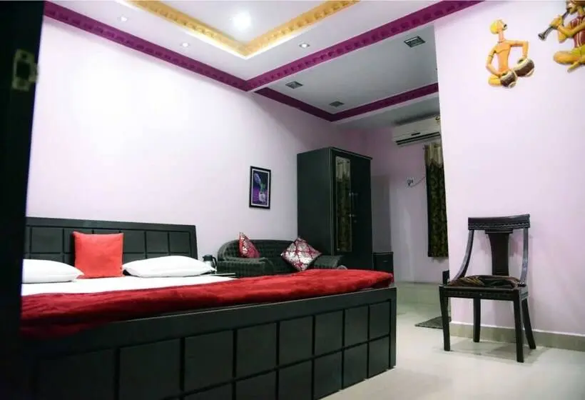 デラックスルーム, Parvati Palace Sehore