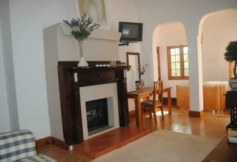 スイート, Royston Hall Historical Guesthouse