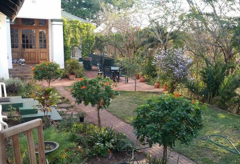 סוויטה, Royston Hall Historical Guesthouse