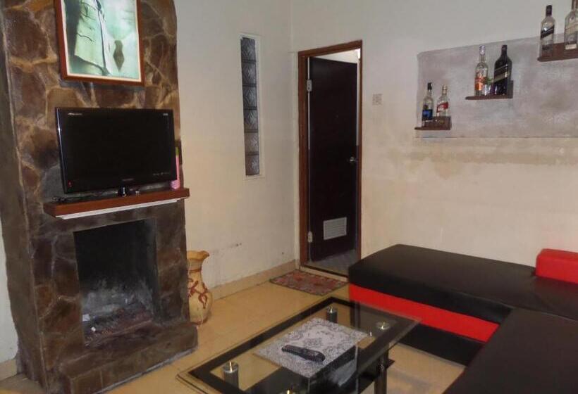 חדר אקונומי, Villa Anna