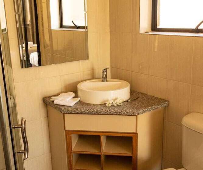 Номер Стандарт, Avela