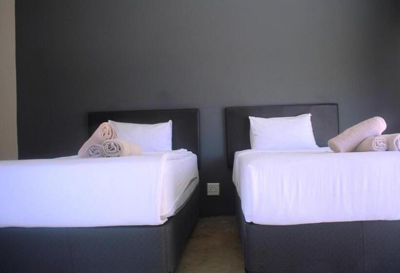 Номер Стандарт, Avela