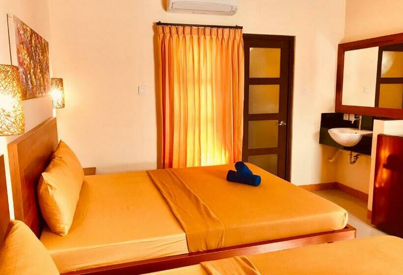 带2个双人床的标准工作室, Familytel Bali