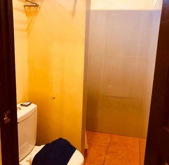 带2个双人床的标准工作室, Familytel Bali