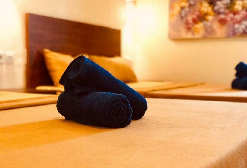 带2个双人床的标准工作室, Familytel Bali