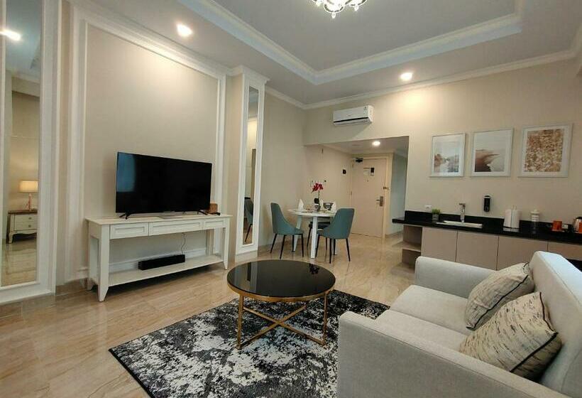 סוויטה אקזקיוטיב, Villa Emitta